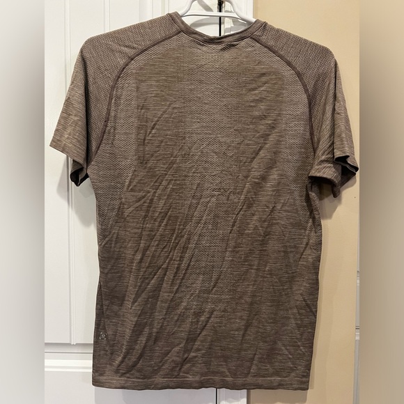 Lululemon Metal Vent Tech Short-Sleeve - Picture 3 of 3